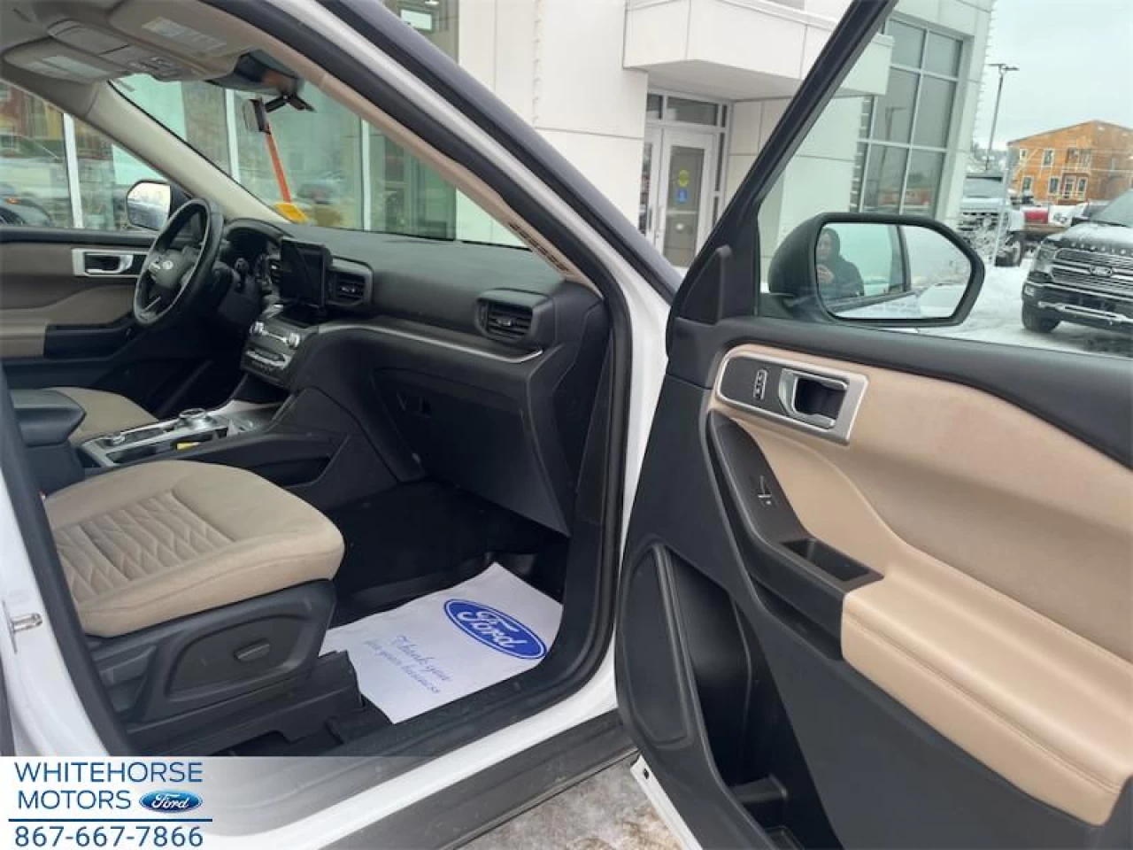 2020 Ford Explorer XLT Main Image