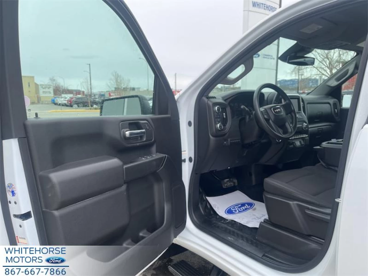 2024 GMC Sierra 3500HD Pro Main Image