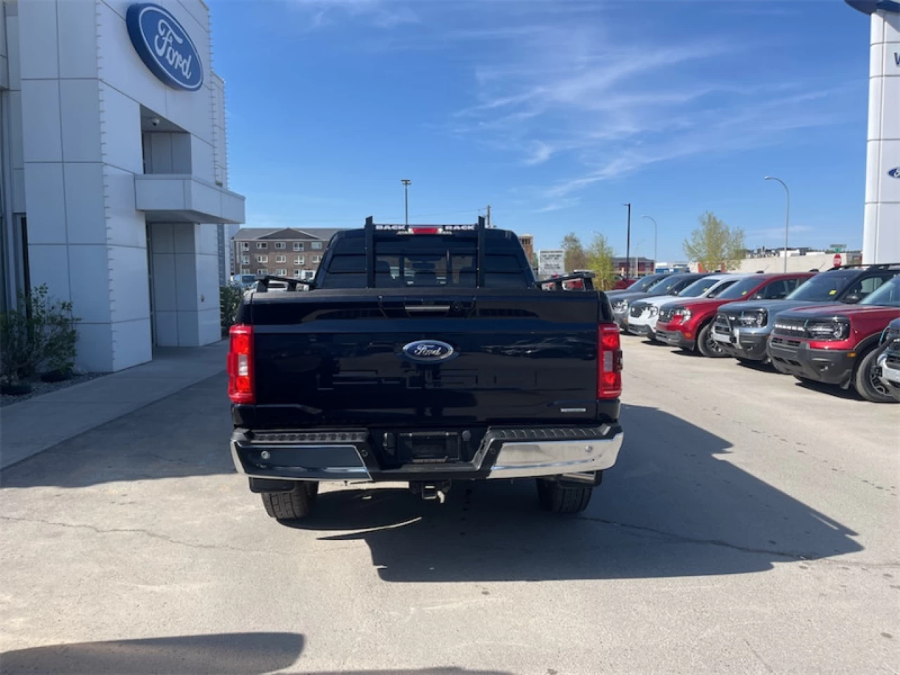 2023 Ford F-150 XLT Main Image