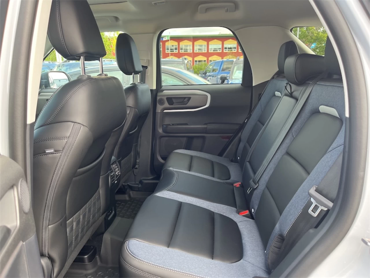 2026 Ford Bronco Sport Outer Banks Image principale