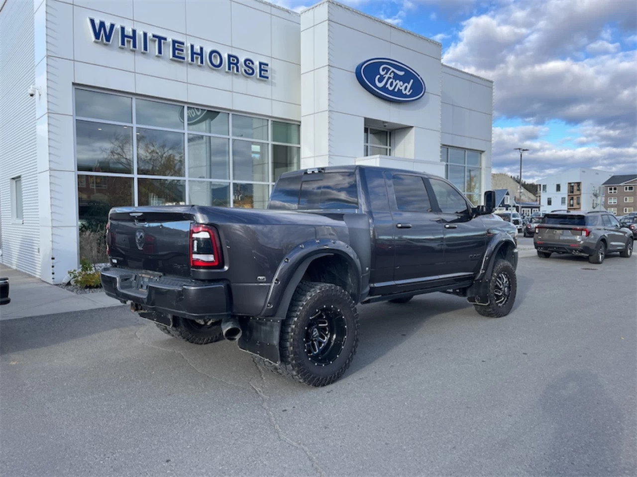 2022 Ram 3500 Limited Main Image