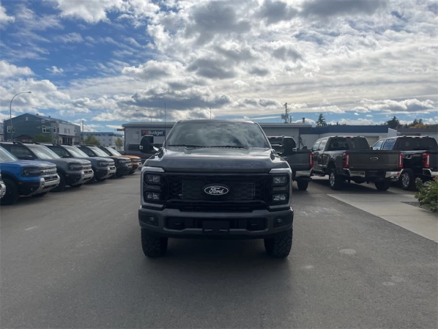 Ford F-250 Super Duty Lariat 2027