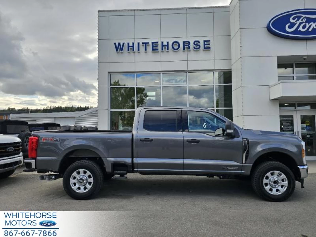 2024 Ford F-250 Super Duty XLT Main Image