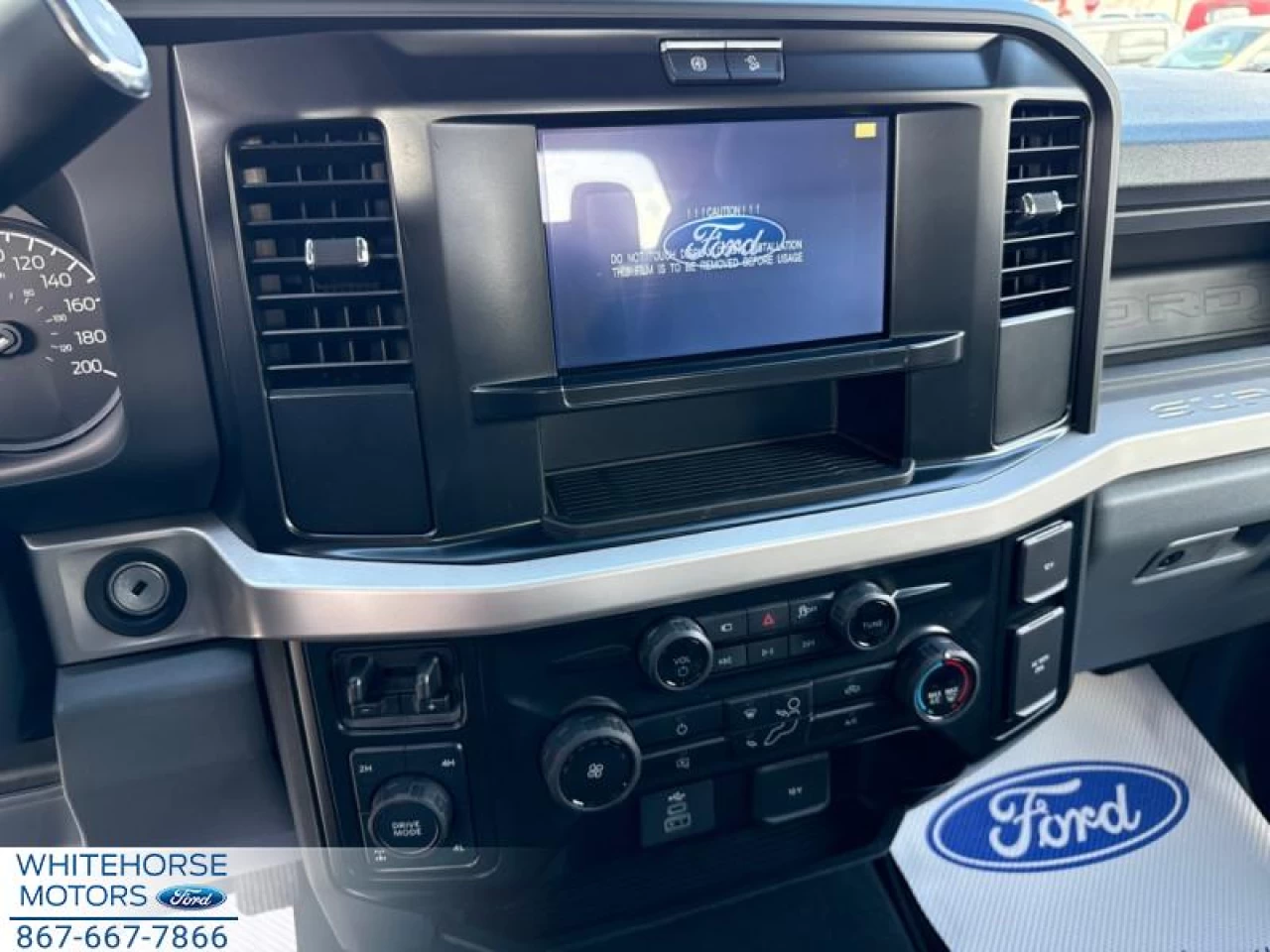 2025 Ford F-250 Super Duty XL Main Image