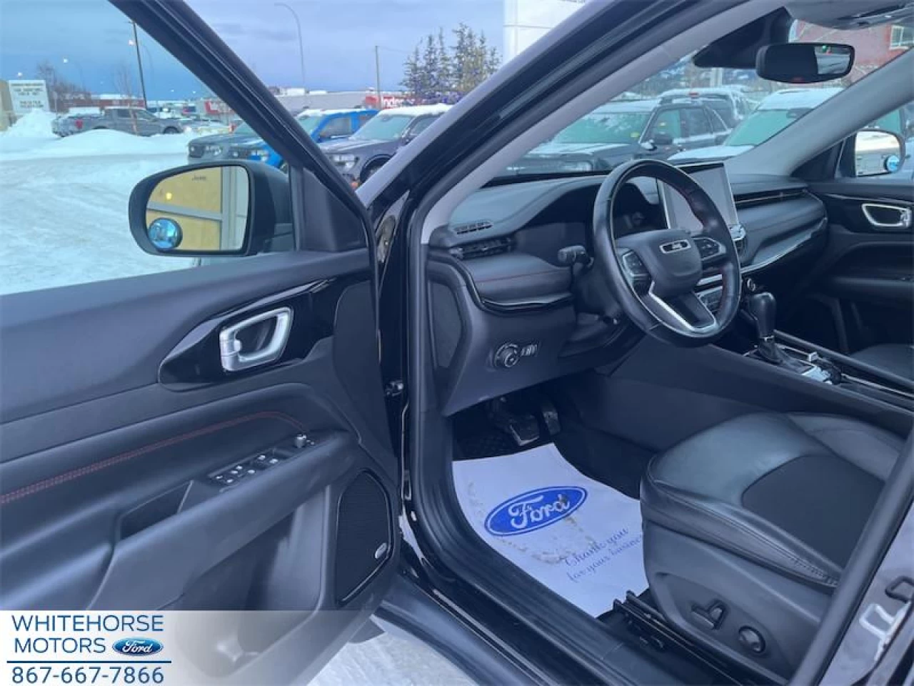 2022 Jeep Compass Trailhawk Image principale