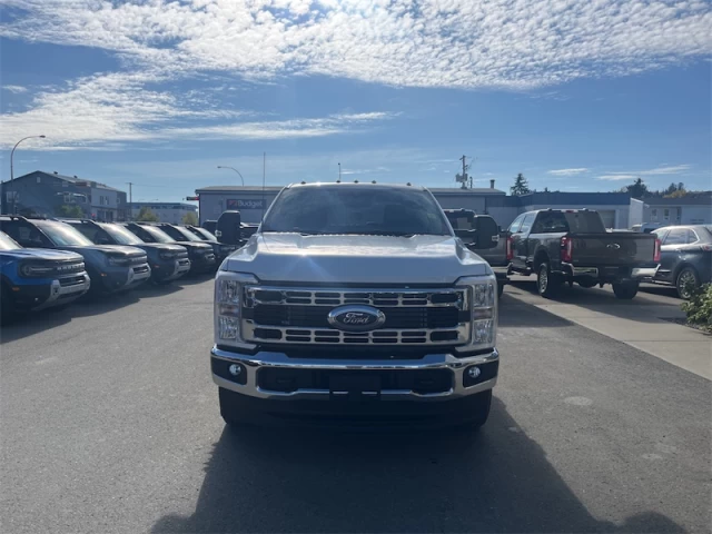 Ford F-350 XLT 2026