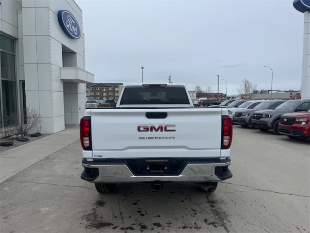 GMC Sierra 3500HD Pro 2024