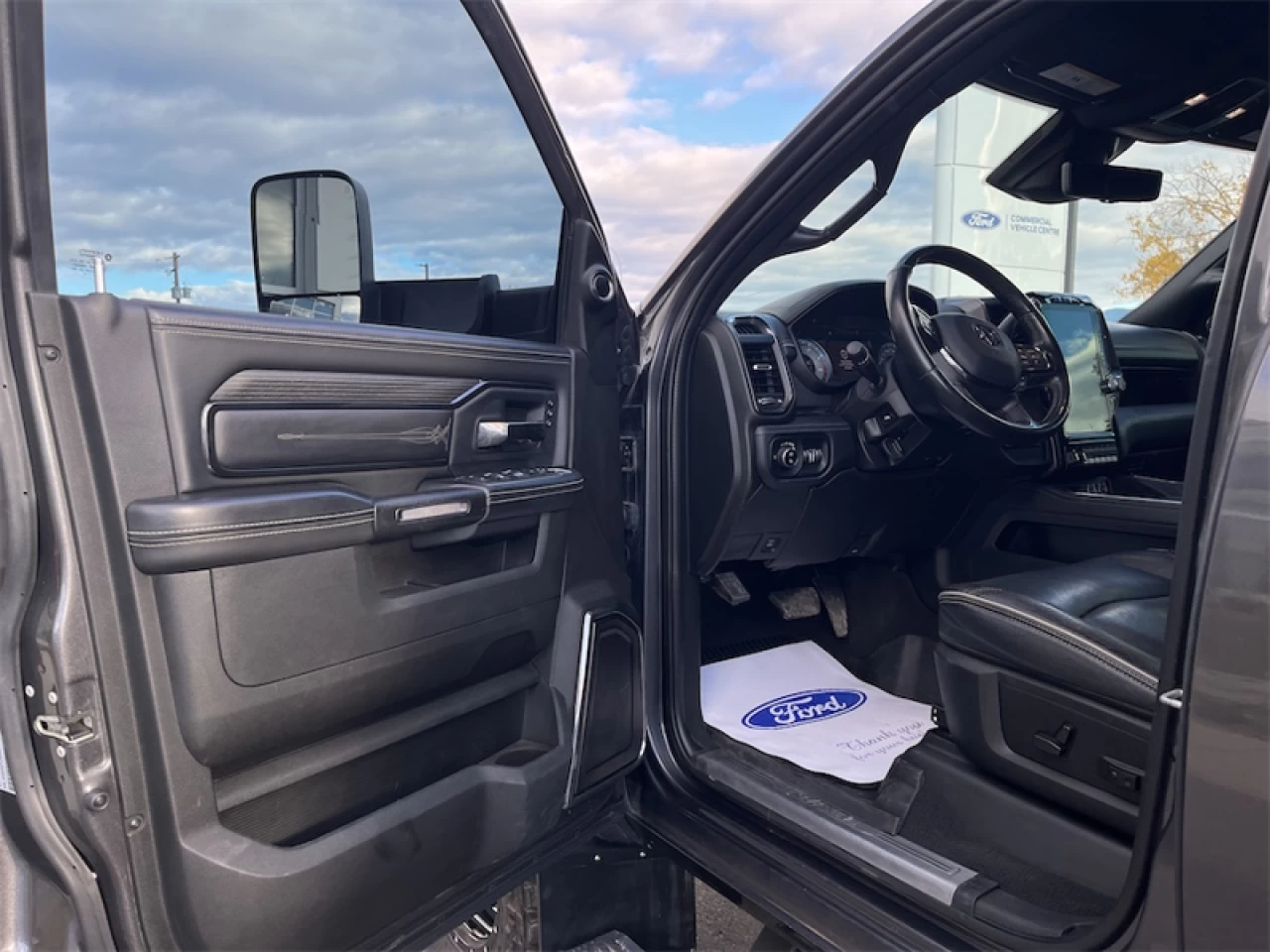 2022 Ram 3500 Limited Main Image