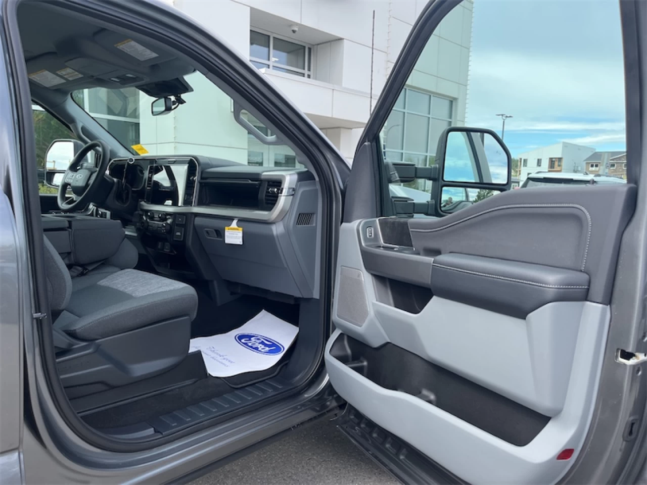 2026 Ford F-350 XLT Main Image