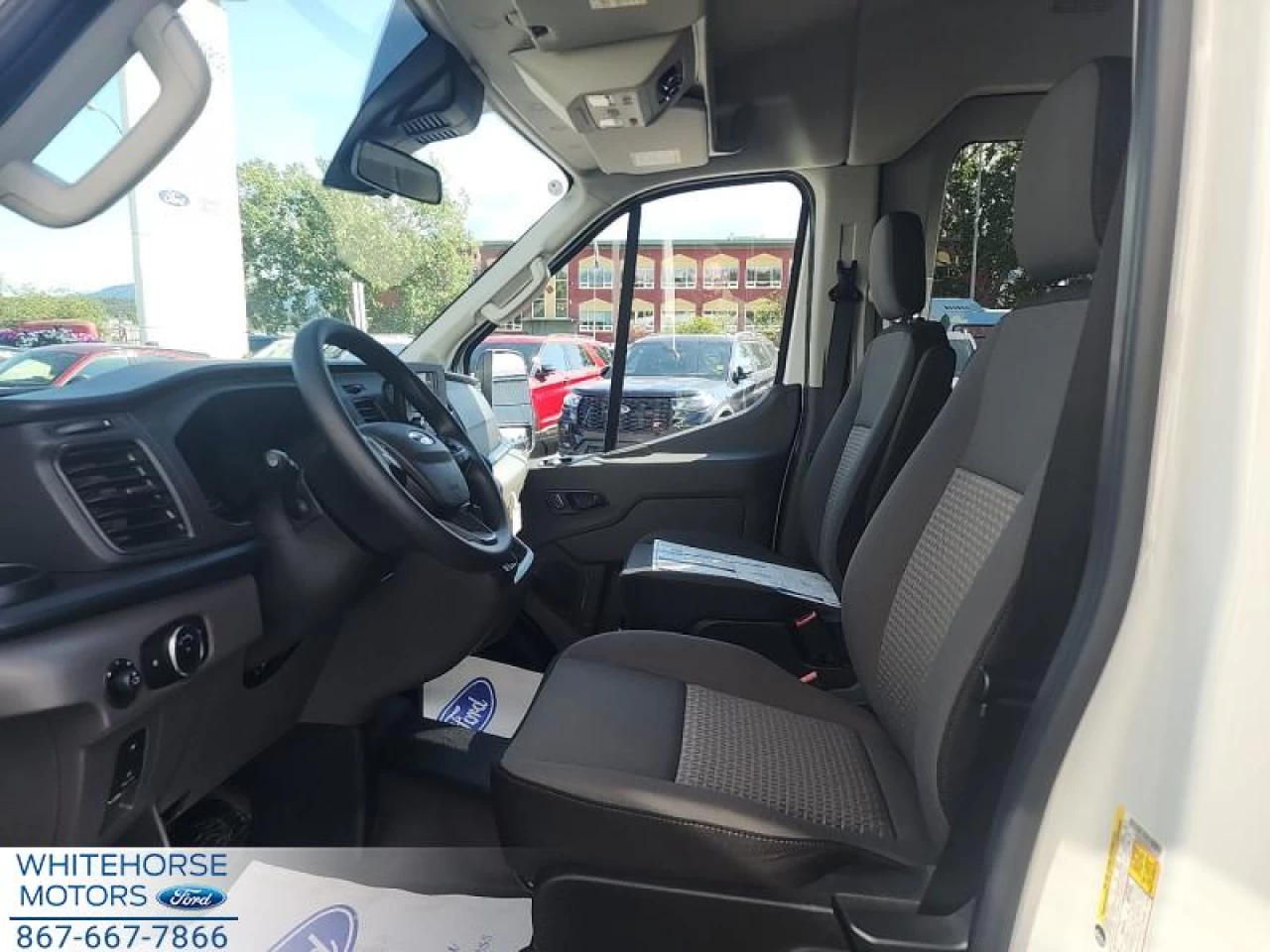2025 Ford Transit Passenger Wagon XL MR SLIDING 148WB Main Image