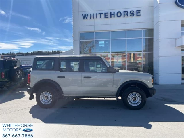 Ford Bronco Base 2026