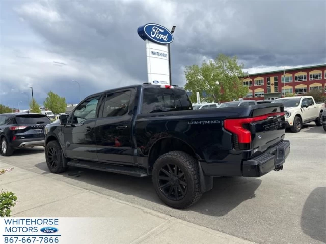 Ford F-150 Lightning Lariat 2023
