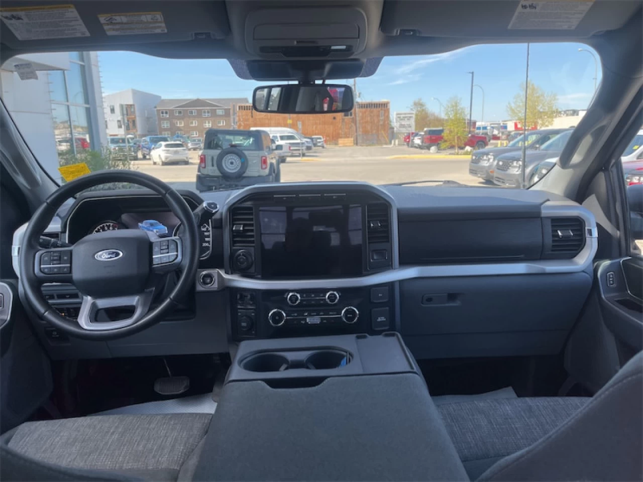 2023 Ford F-150 XLT Main Image