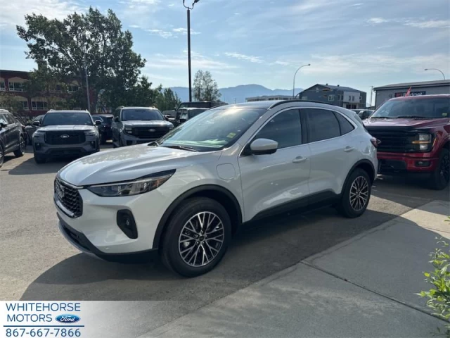 Ford Escape PHEV 2025