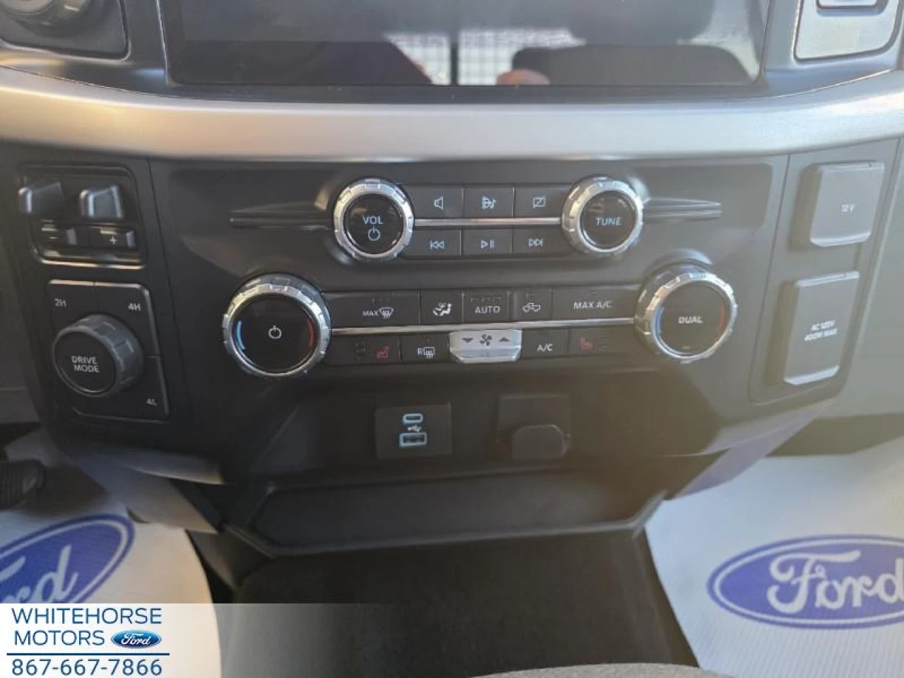 2023 Ford F-150 XLT Main Image