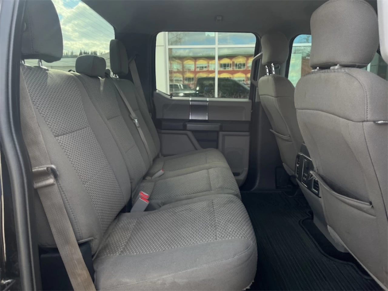 2017 Ford F-150 XLT Main Image