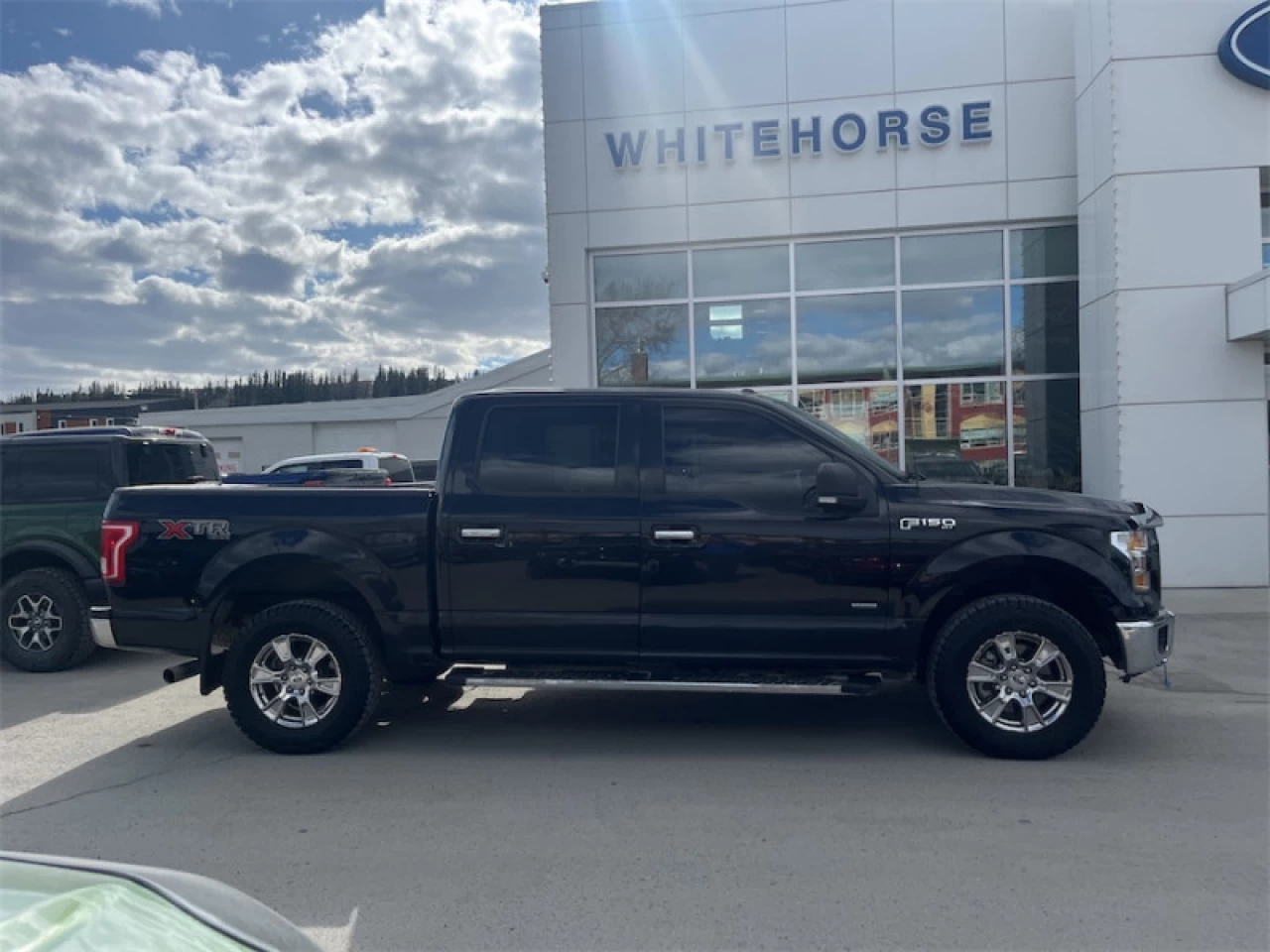2017 Ford F-150 XLT Main Image