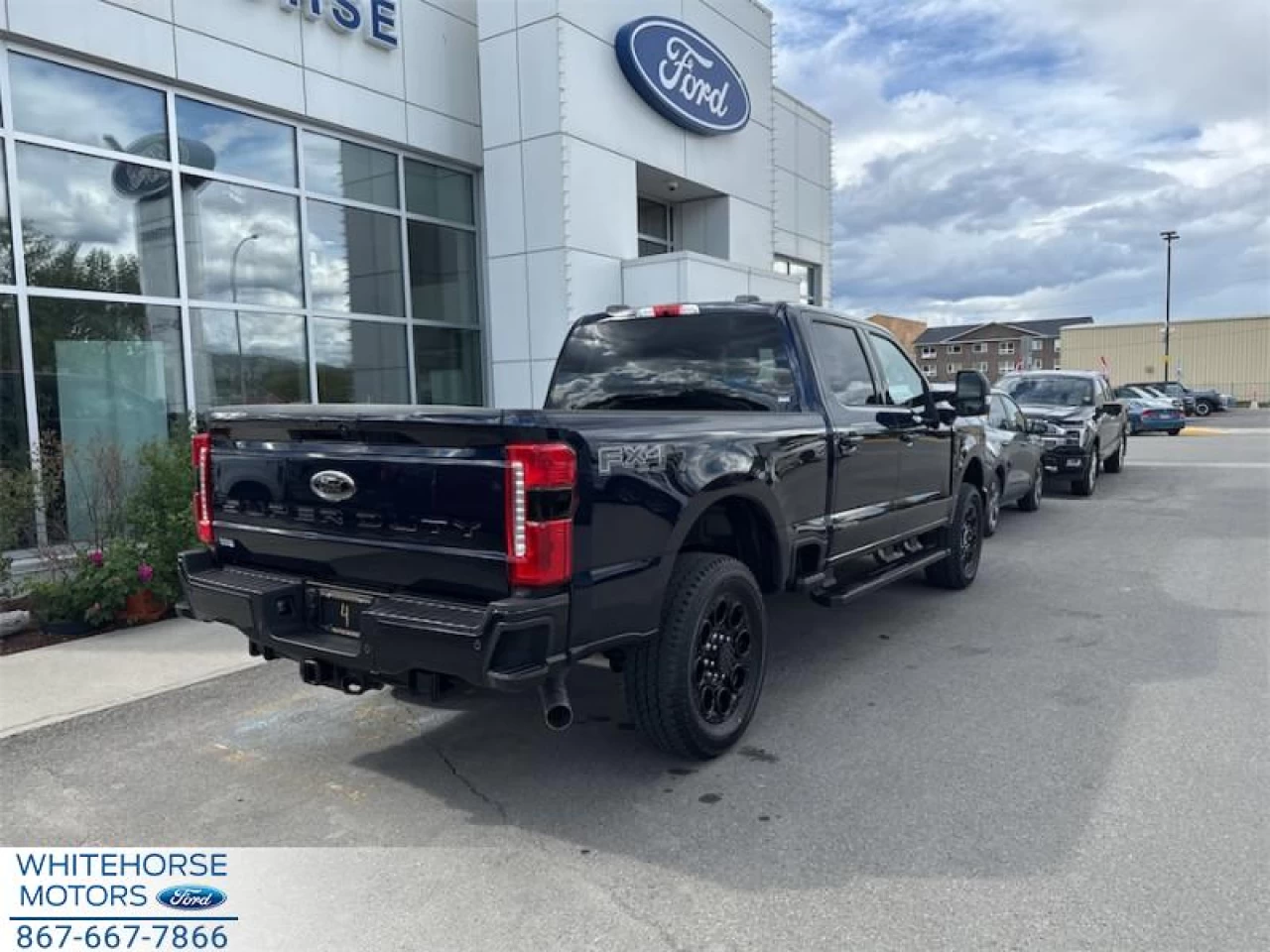 2025 Ford F-350 Super Duty XLT Main Image