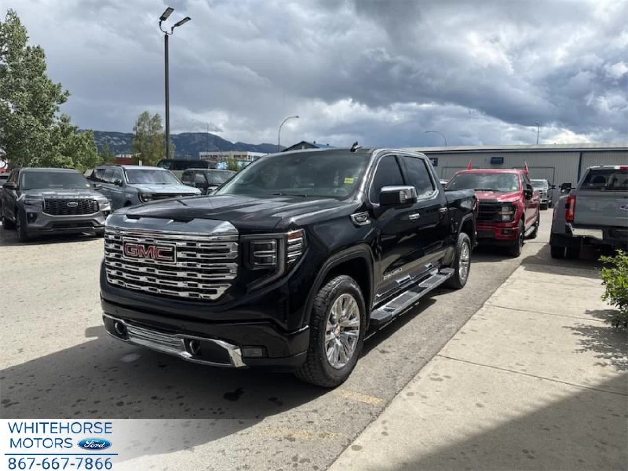 2023 GMC Sierra 1500 Denali Main Image