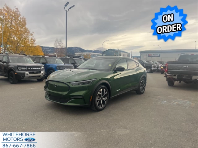 Ford Mustang Mach-E Select AWD 2026
