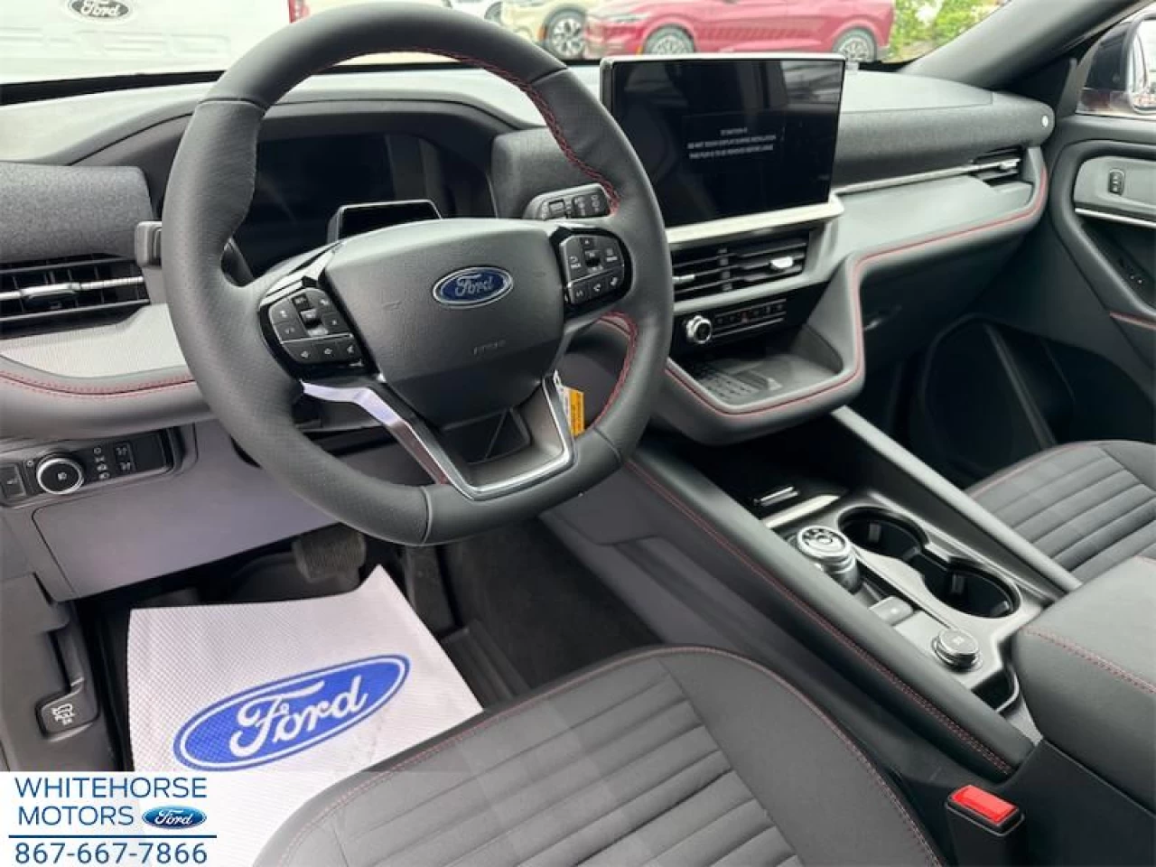 2025 Ford Explorer ST-Line Main Image