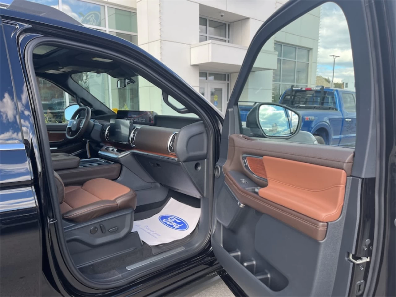 2026 Ford Expedition Max King Ranch Image principale