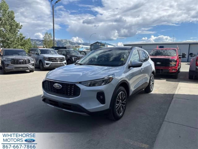 Ford Escape PHEV 2025