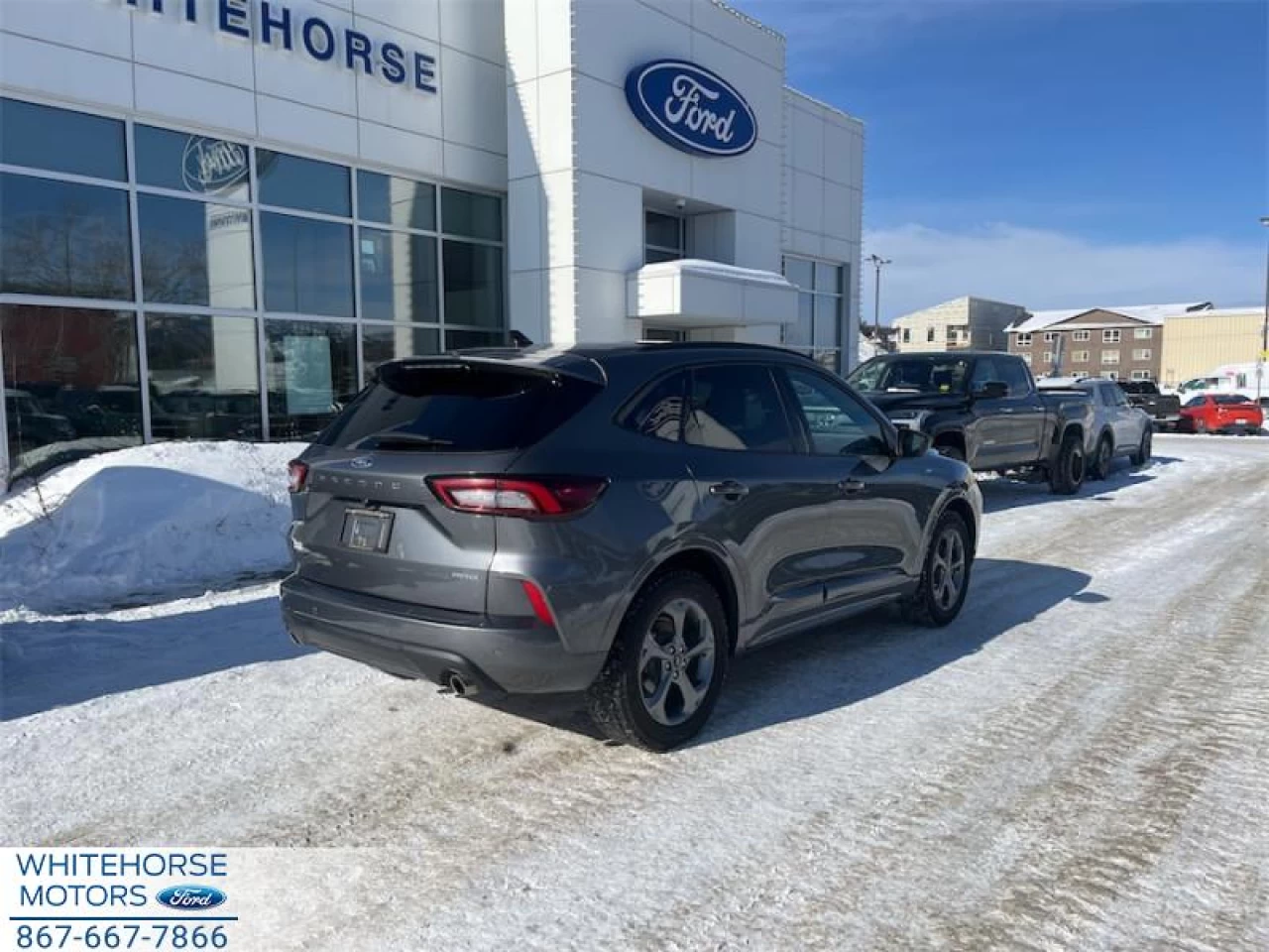 2023 Ford Escape ST-Line AWD Main Image