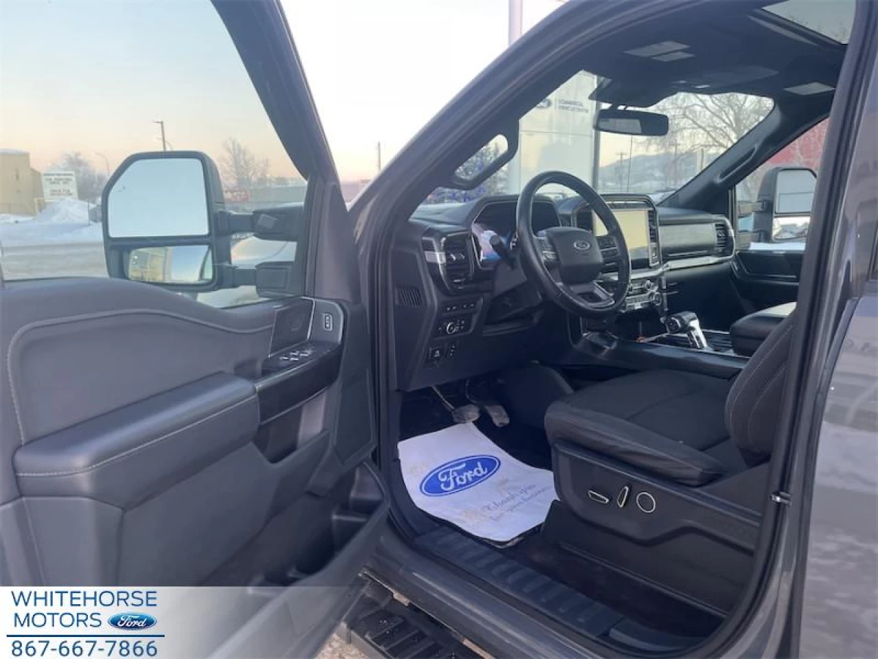 2021 Ford F-150 XLT Main Image