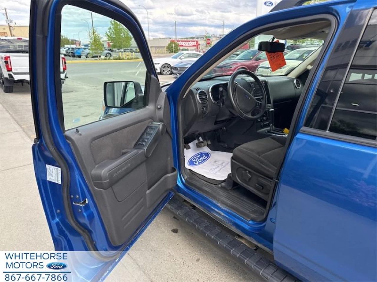2010 Ford Explorer Sport Trac XLT Main Image
