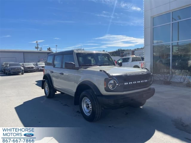 Ford Bronco Base 2026