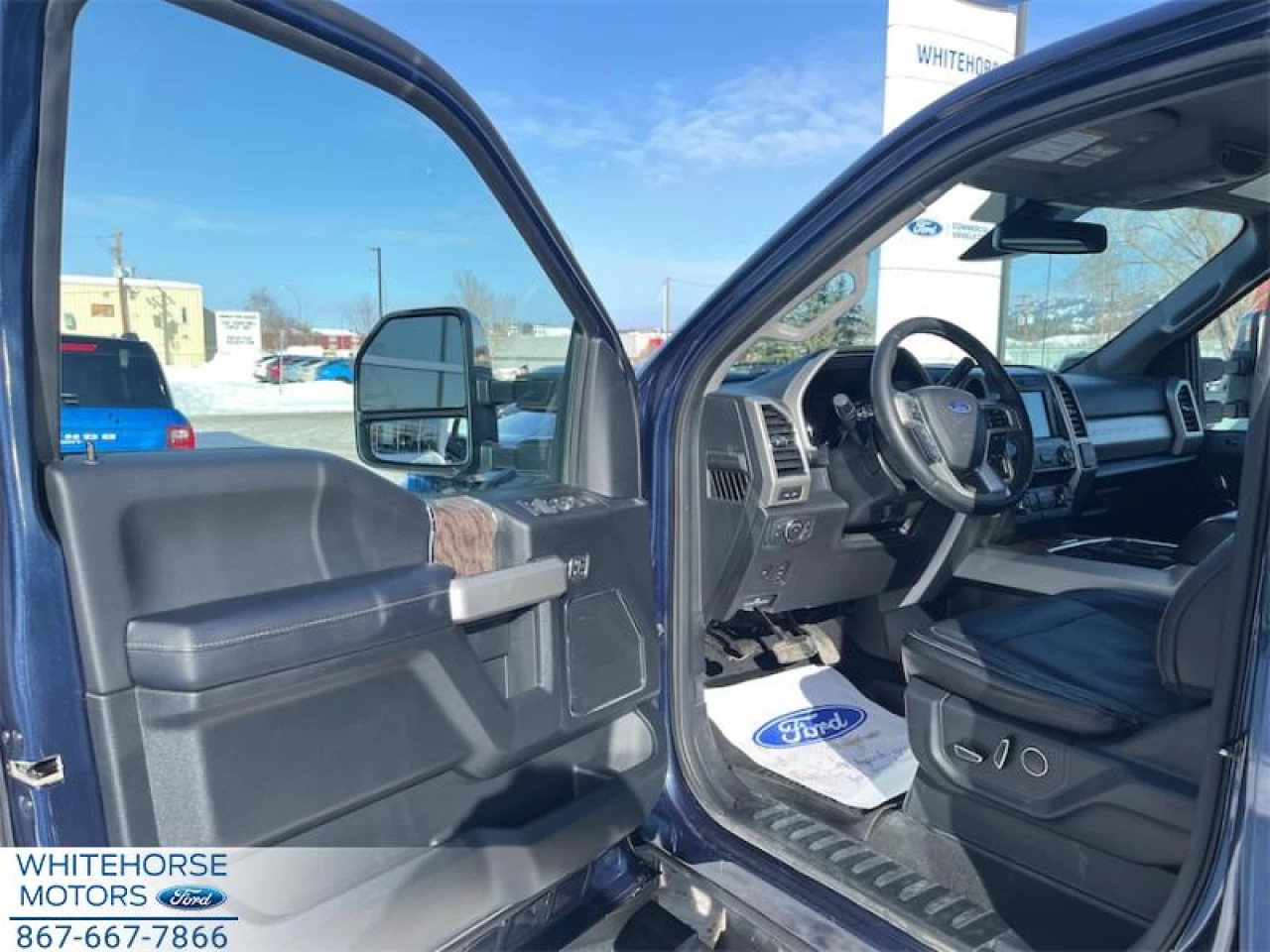 2019 Ford F-350 4X4-CREW CAB SRW LARIAT-176 WB Main Image