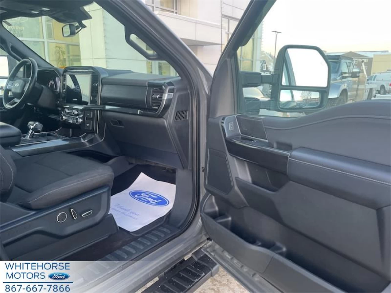 2021 Ford F-150 XLT Main Image