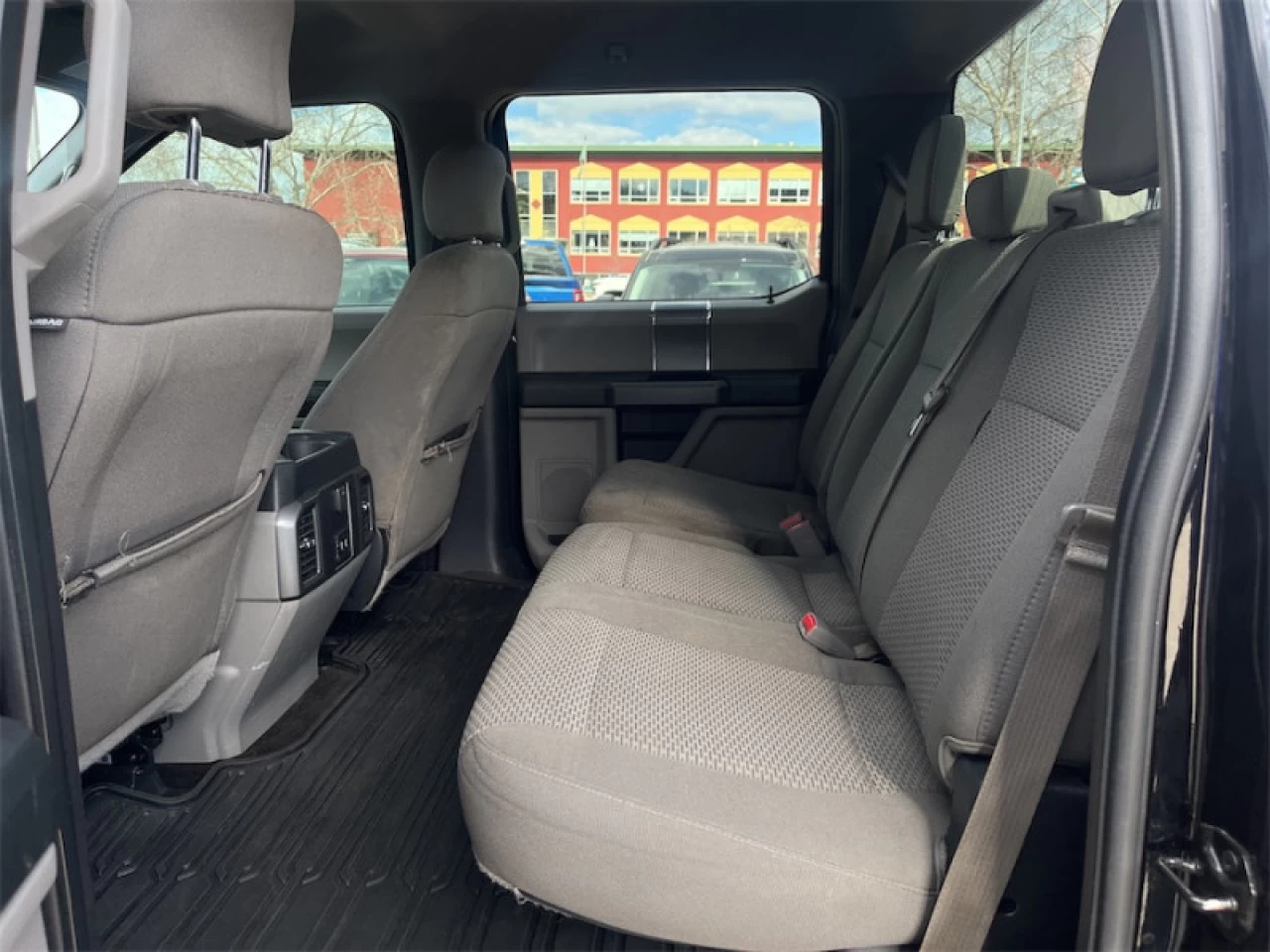 2017 Ford F-150 XLT Image principale