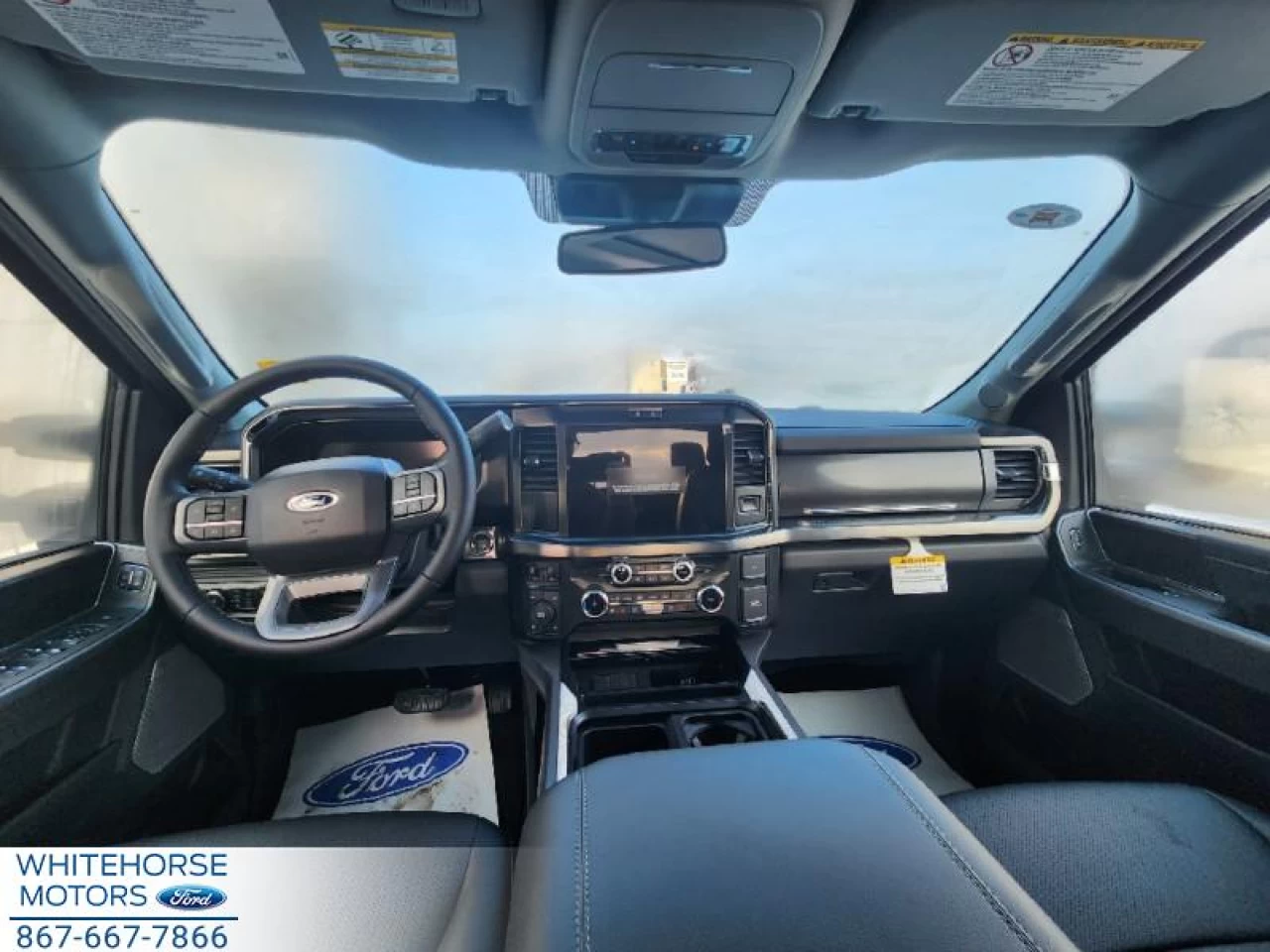 2025 Ford F-350 Super Duty LARIAT Image principale