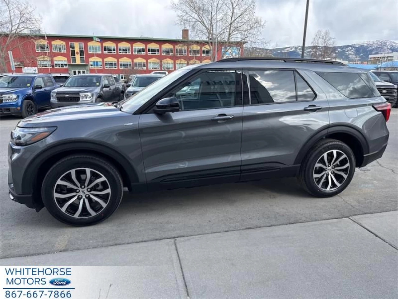 2025 Ford Explorer ST-Line Image principale