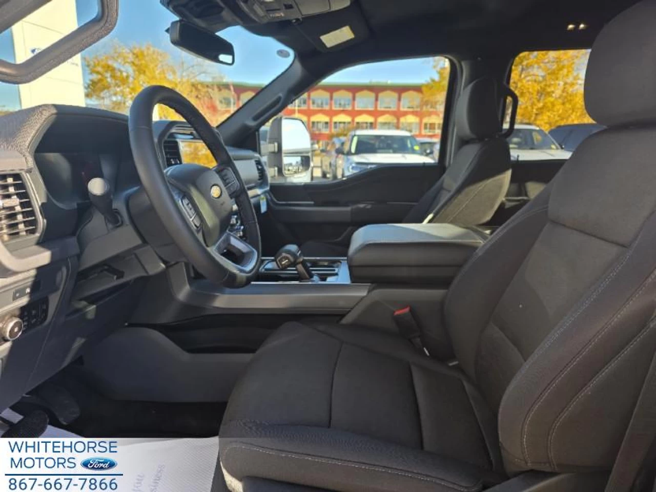 2025 Ford F-150 XLT Main Image