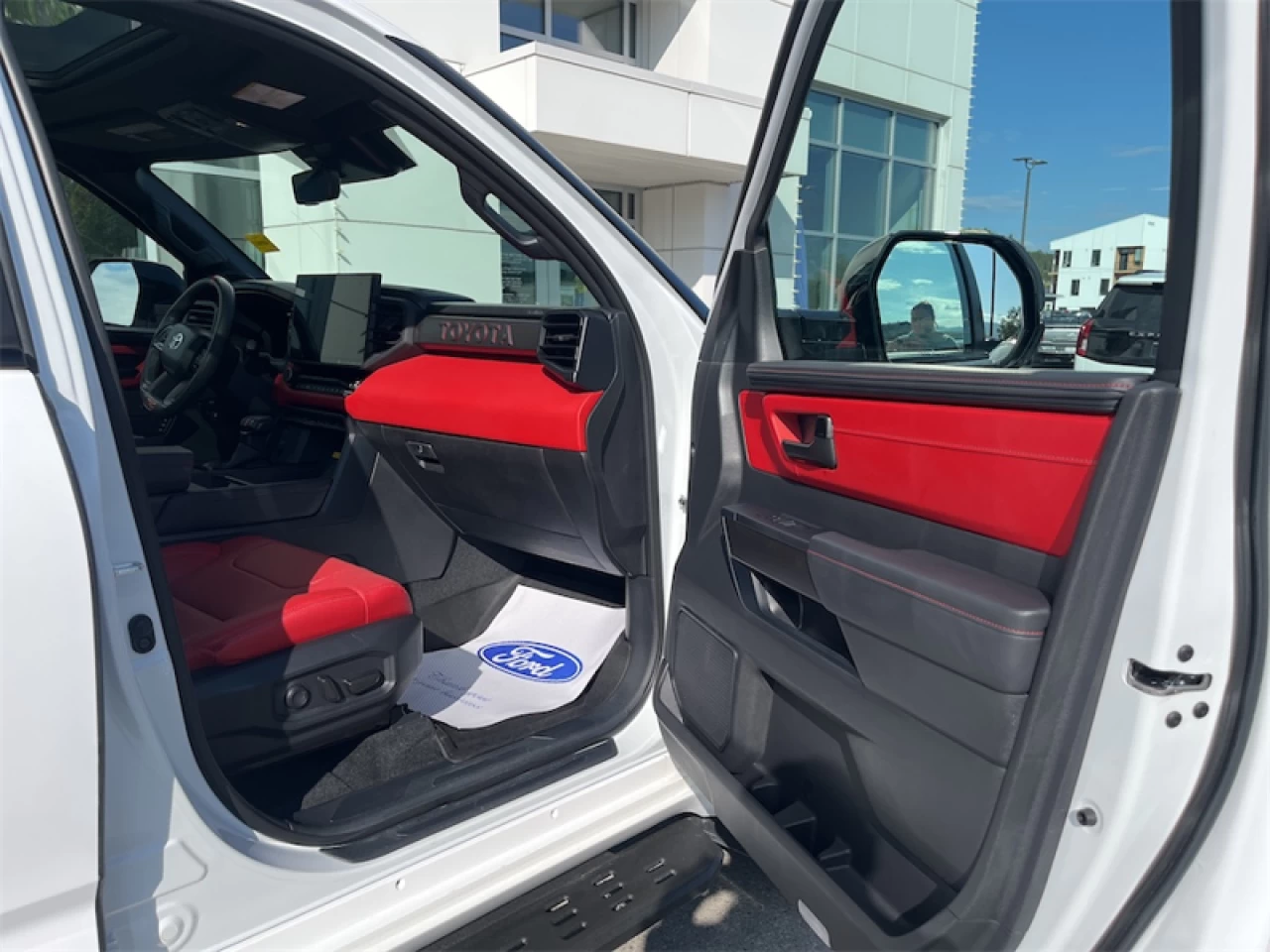 2024 Toyota Tundra Hybrid Limited Image principale