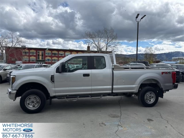 Ford F-350 Super Duty 4X4-SUPERCAB SRW XL-148 WB 2018