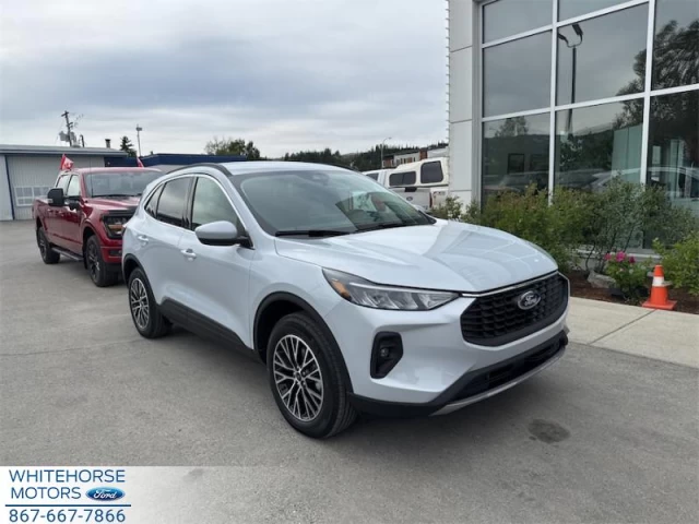 Ford Escape PHEV 2025