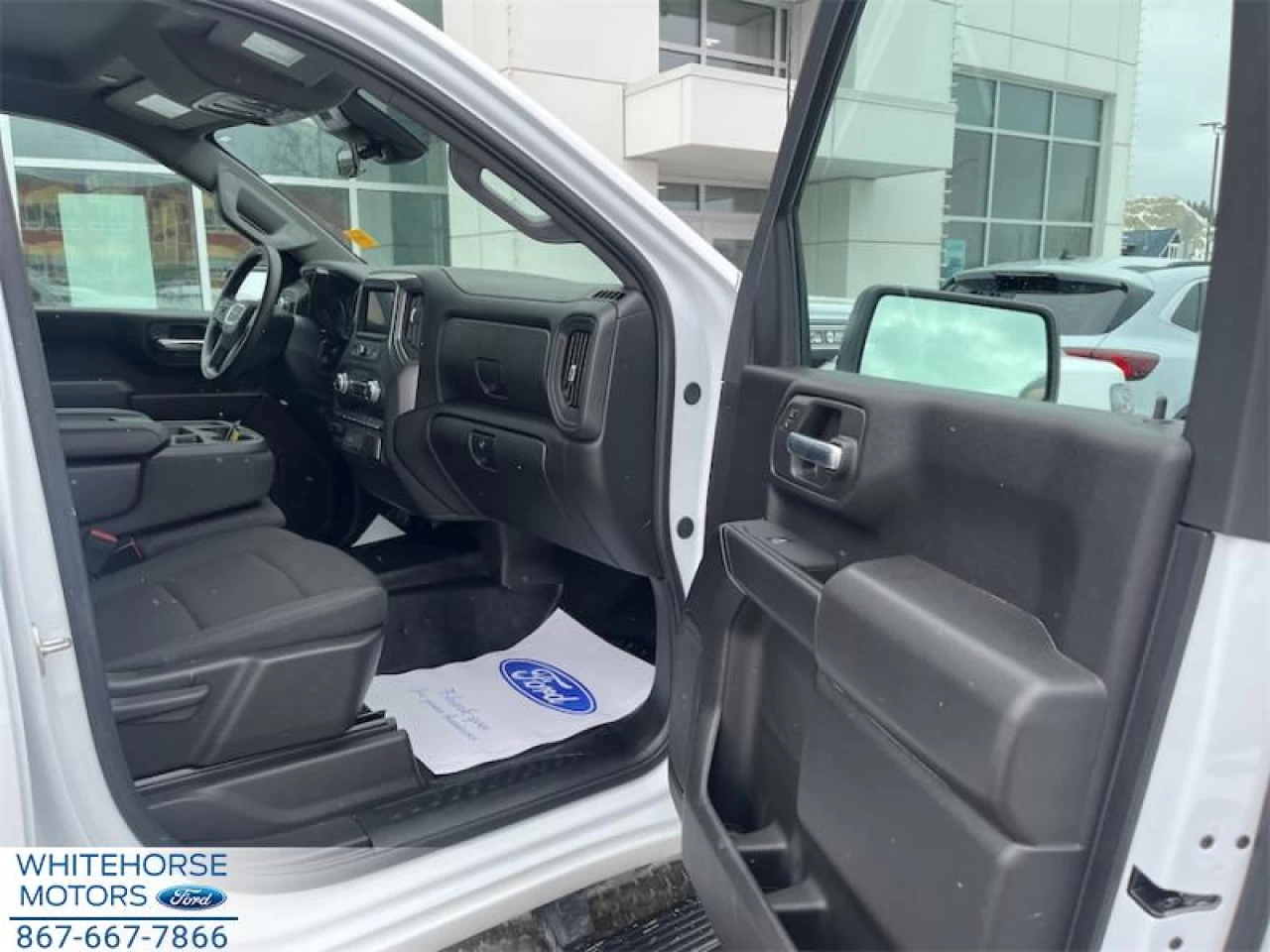 2024 GMC Sierra 3500HD Pro Main Image