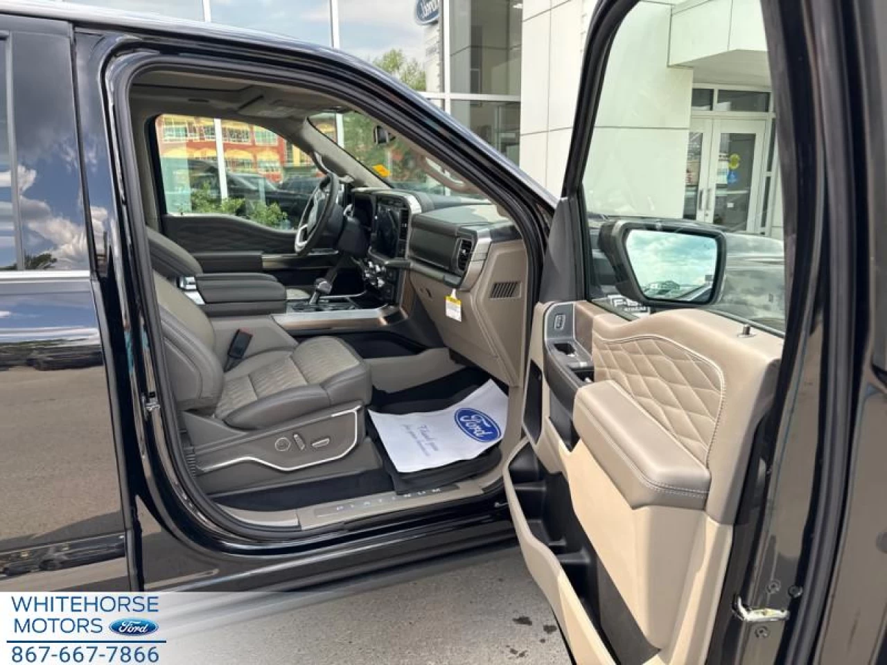 2025 Ford F-150 Platinum Image principale