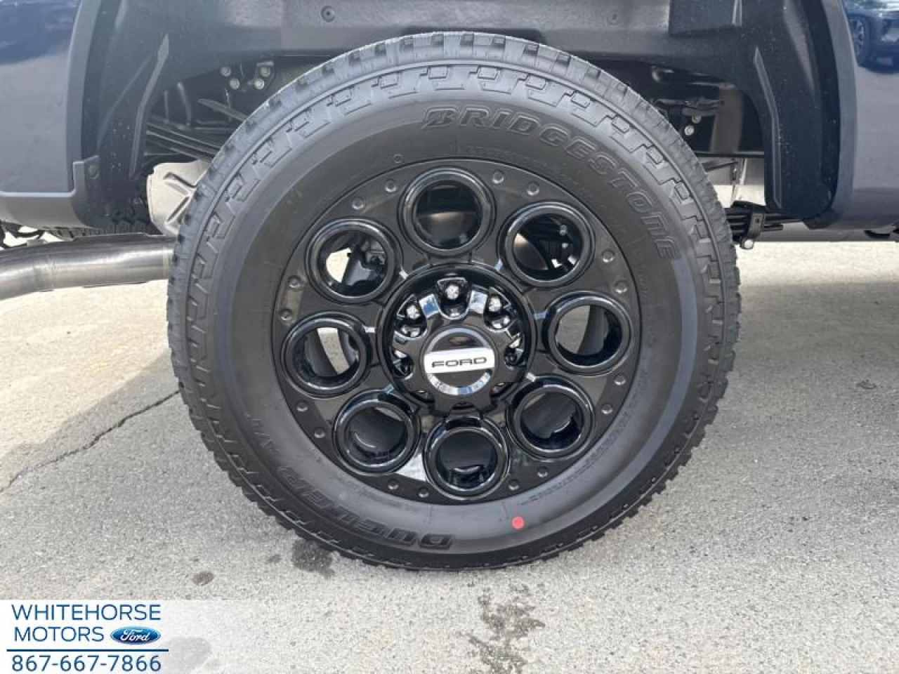 2025 Ford F-350 Super Duty XLT Main Image