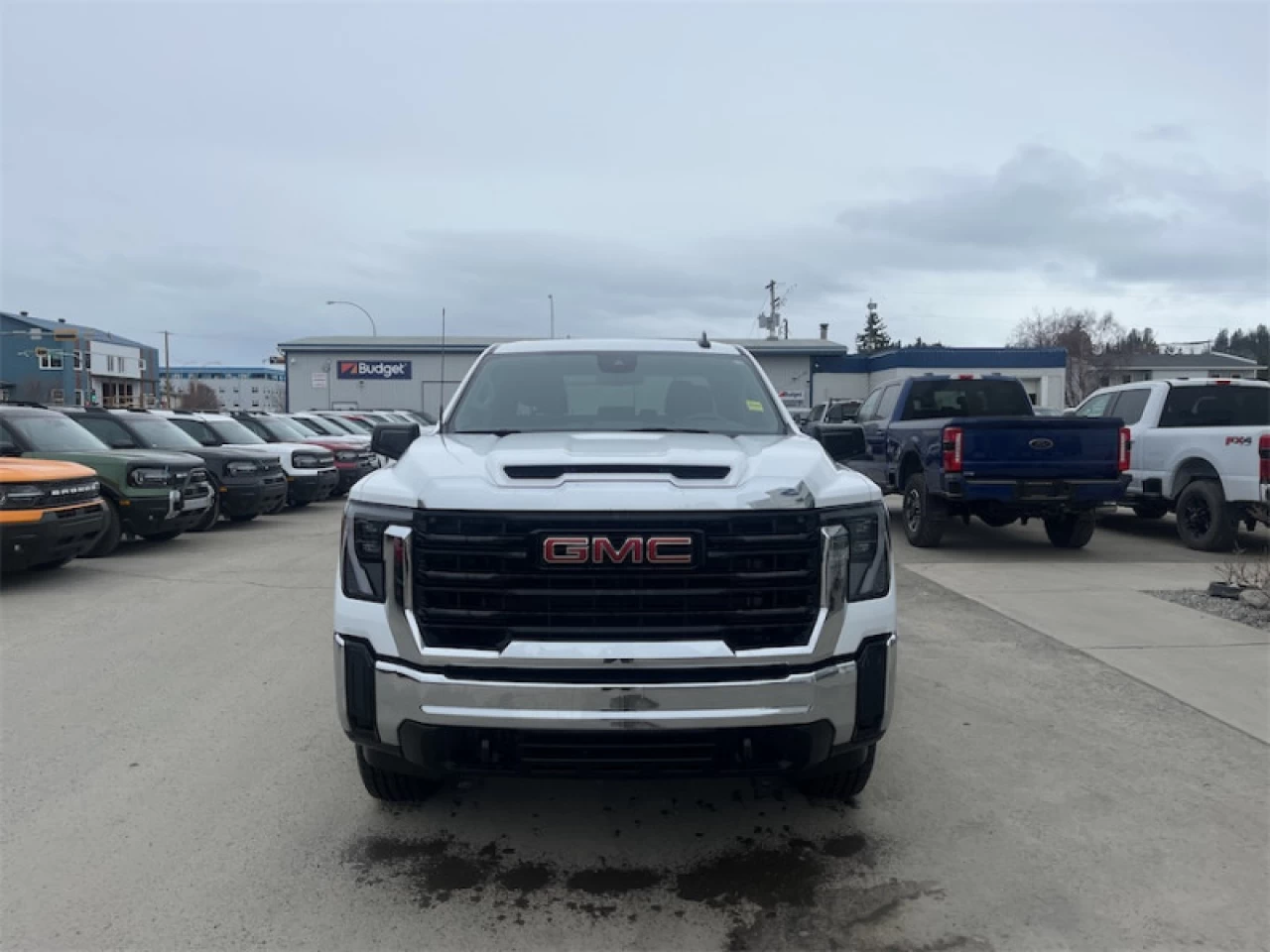 2024 GMC Sierra 3500HD Pro Main Image