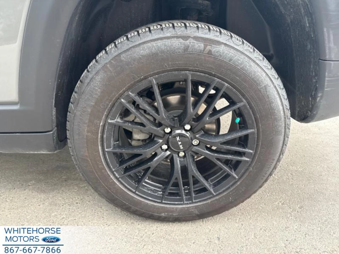 2022 Jeep Compass Trailhawk Main Image