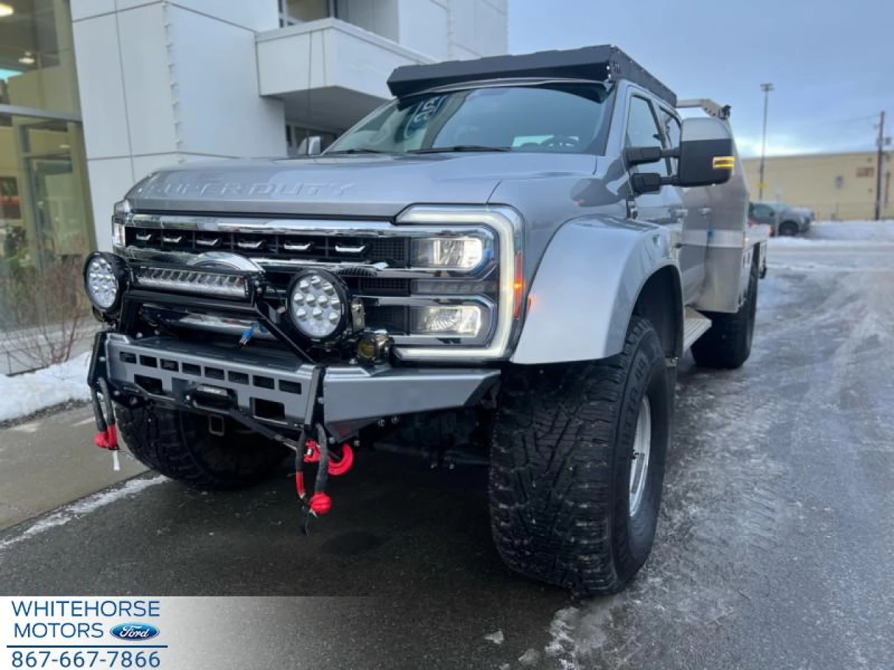 2023 Ford F-350 Chassis Cab Lariat Image principale