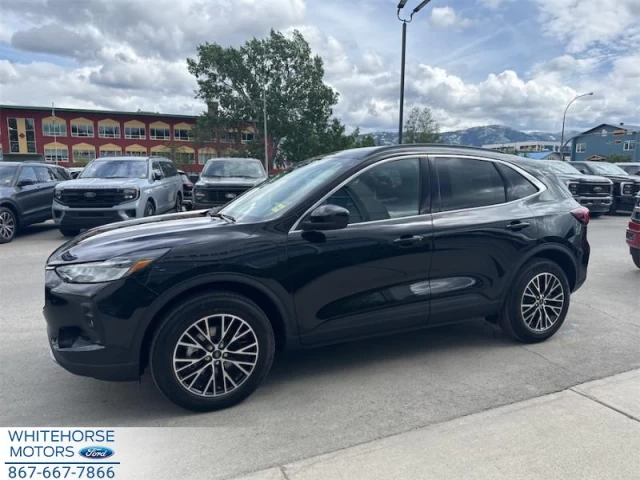 Ford Escape PHEV 2025