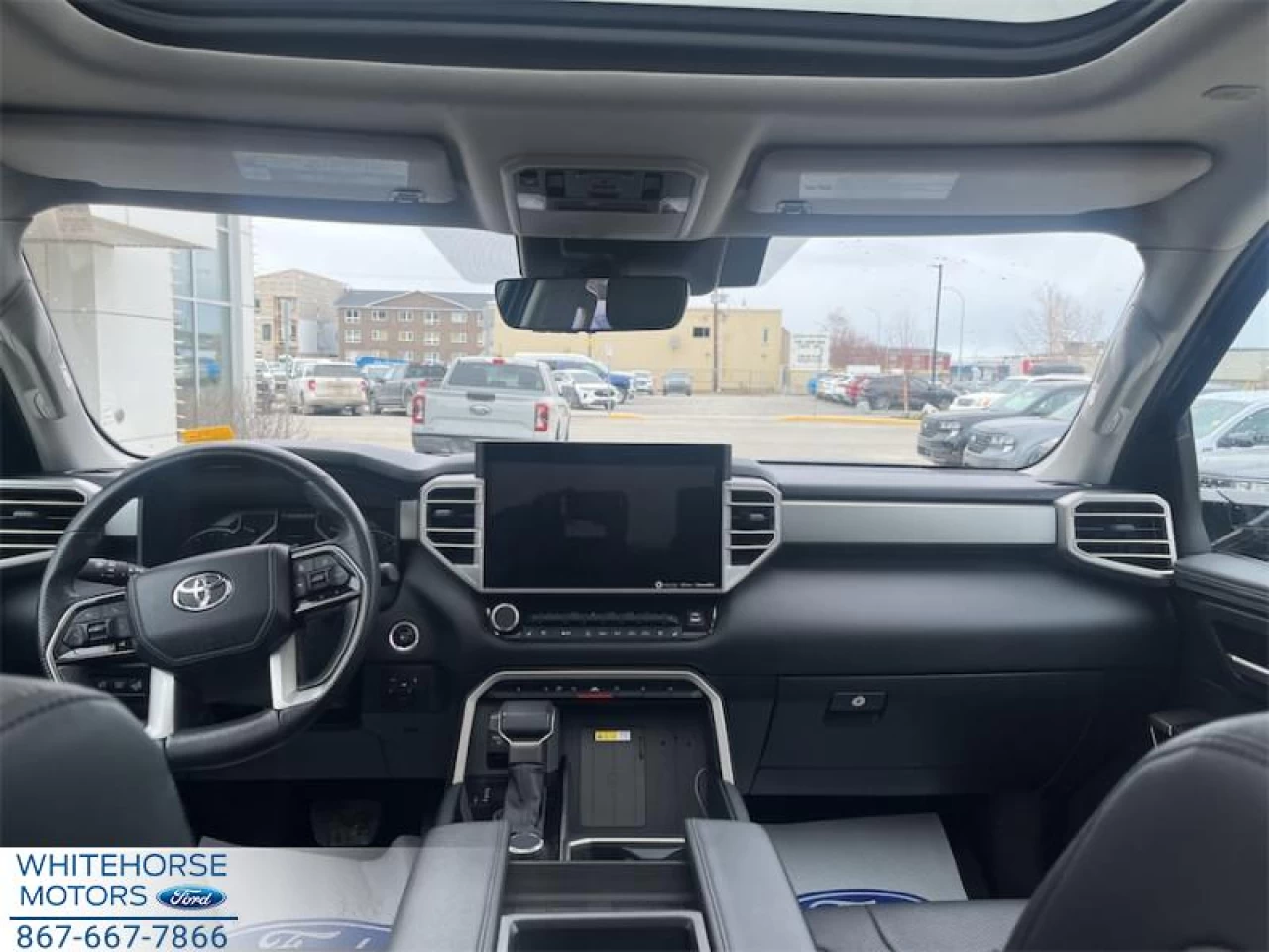 2022 Toyota Tundra Limited Main Image