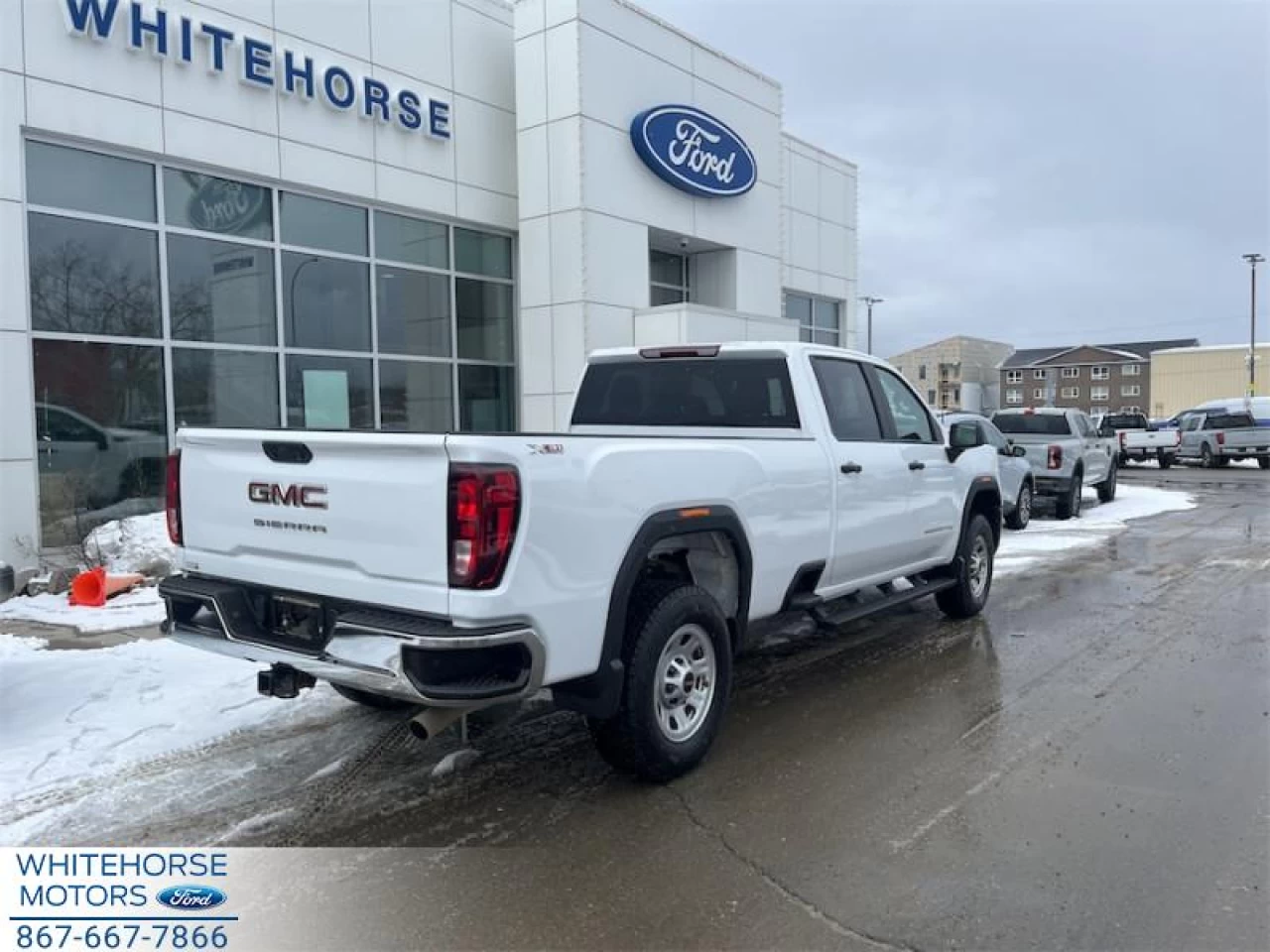 2024 GMC Sierra 3500HD Pro Main Image