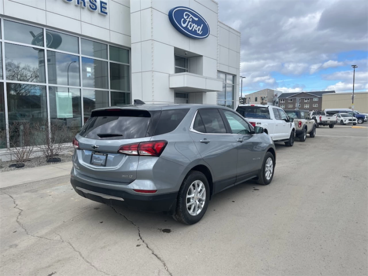 2024 Chevrolet Equinox LT Main Image